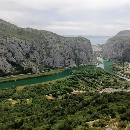 Sodan 72 Lägenhet Omiš
